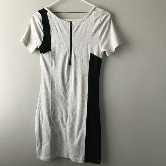 Volcom Short Dress - Picture 4 of 5